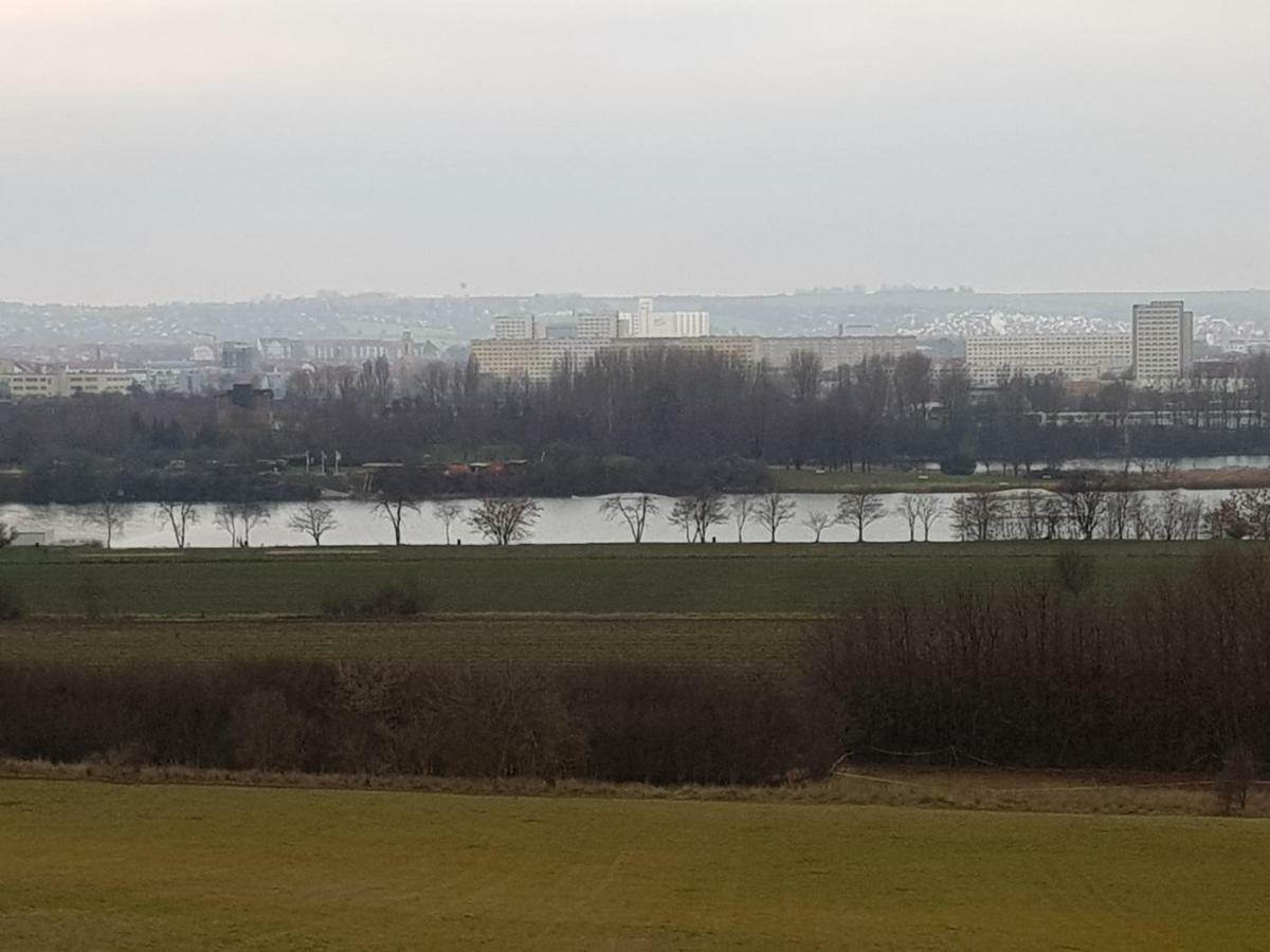 Neu! Ferienwohnung In Erfurt Bagian luar foto