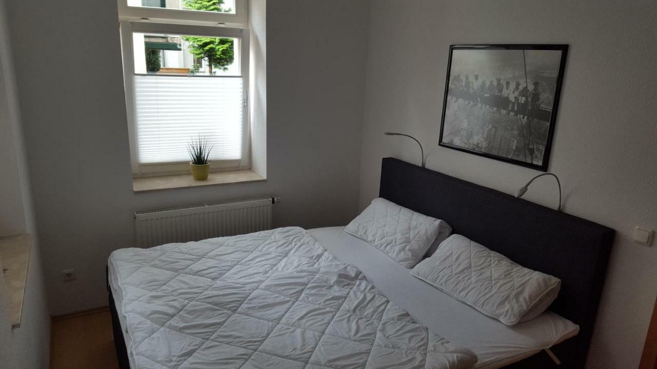 Neu! Ferienwohnung In Erfurt Bagian luar foto